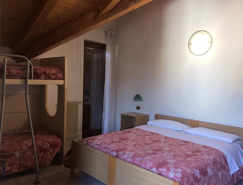 Hotel Serena Димаро Экстерьер фото